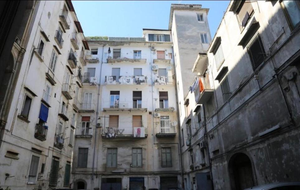 Roy Nel Cuore Di Napoli Hotel Exterior photo